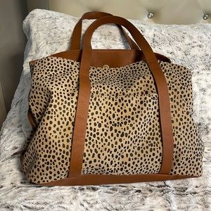 Universal thread tote